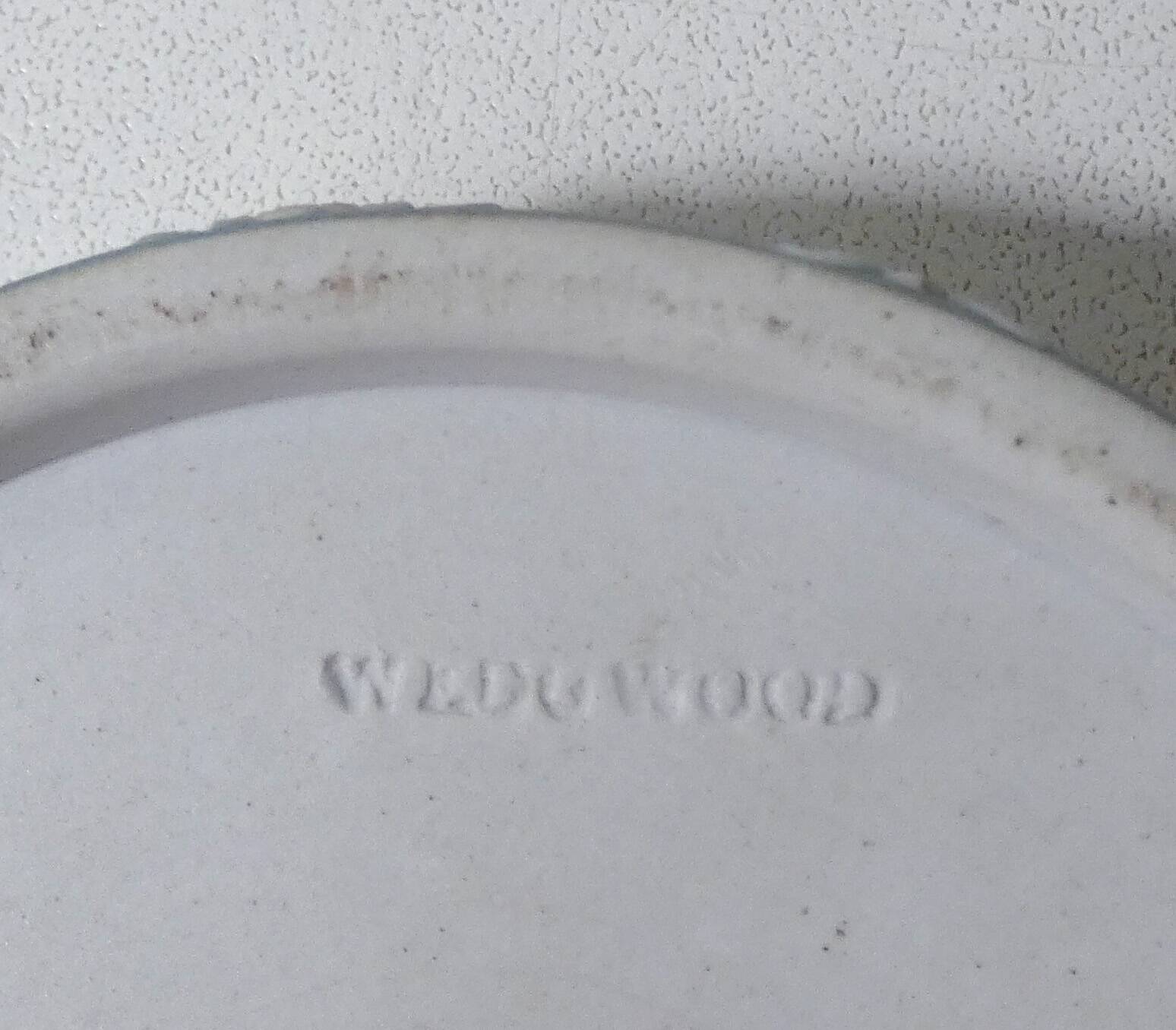 Bonbonnière Wedgwood jasperware en fleur de grès vintage