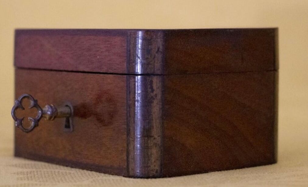 Jewel Box, Mahogany, Louis Philippe Period, NINETEENTH CENTURY