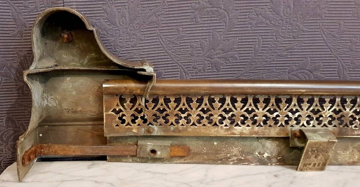 Barre de foyer / devant de cheminée Louis Philippe
