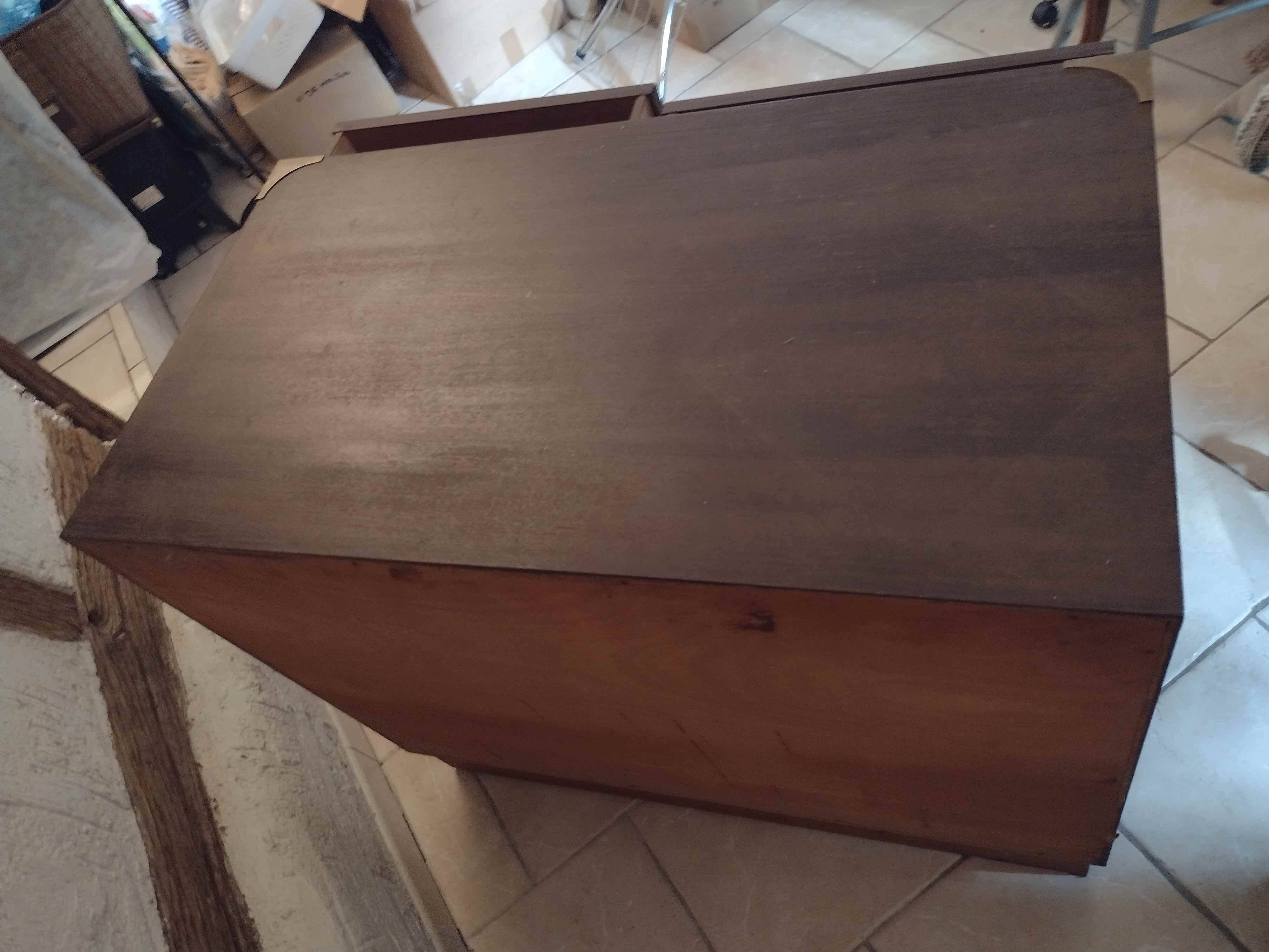 Commode marine