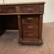 Bureau a caissons de style Empire en acajou et placage XX siècle