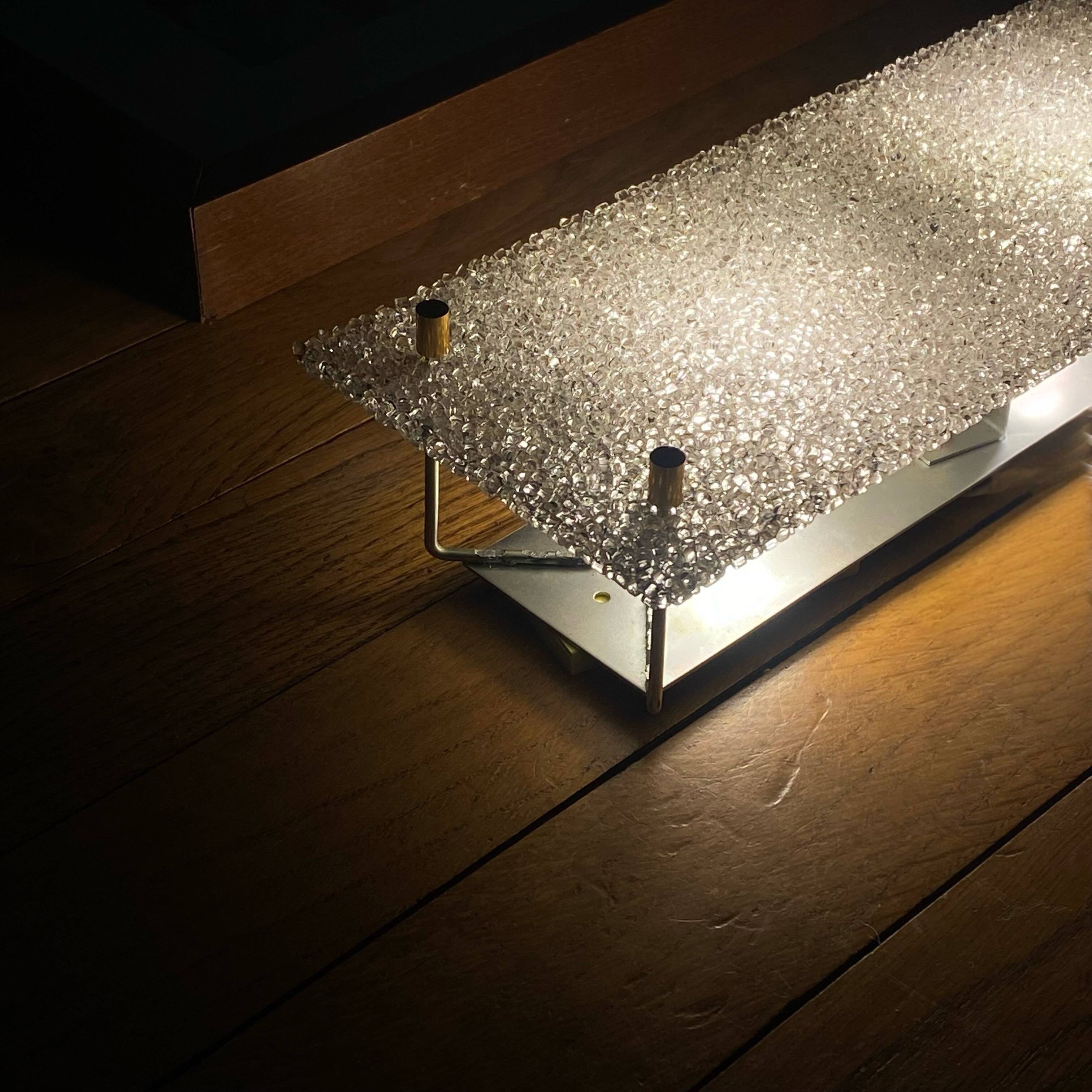 Minimalist applique design in Perplex 1970