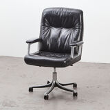 Osvaldo Borsani P126 Highback office chair for Tecno Italy 1960s