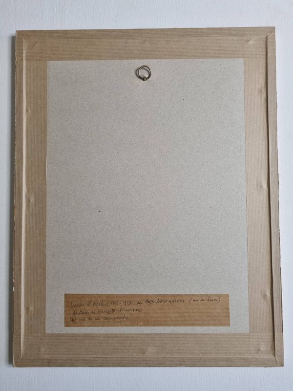 Portrait féminin Art Déco au fusain Paris vers 1921-1927, encadré