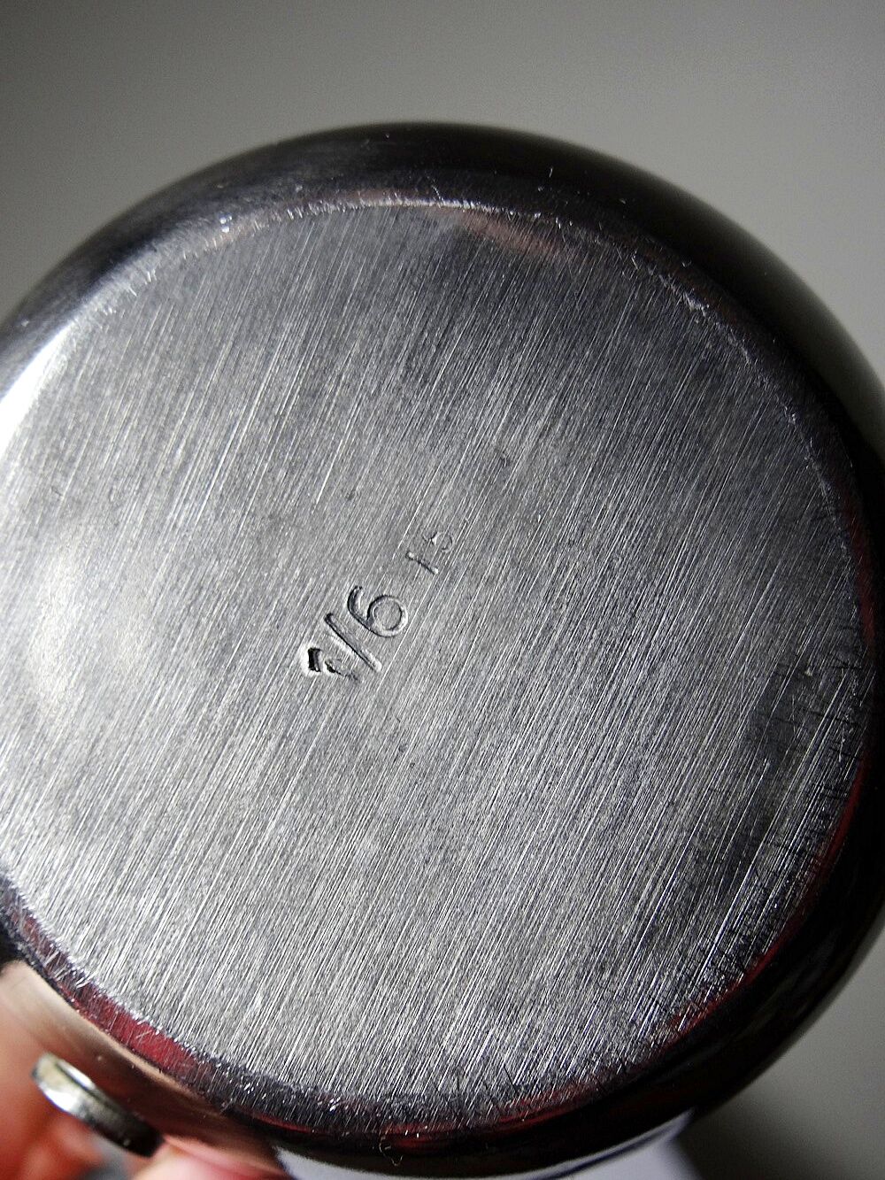 Set of 4 vintage bar measures in brushed stainless steel from the 60s-70s.