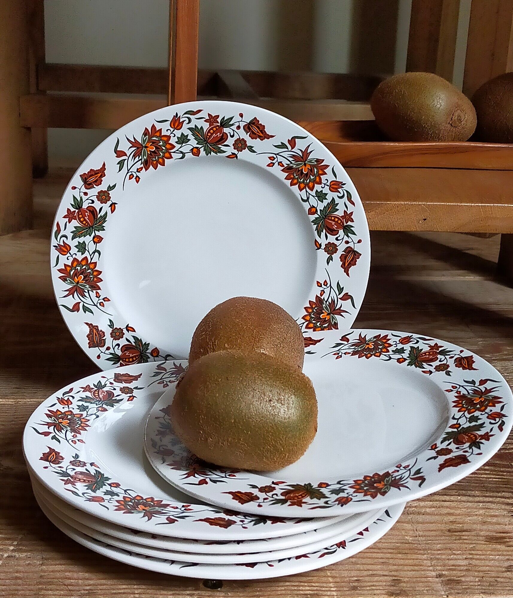 Six vintage English fine porcelain dessert plates