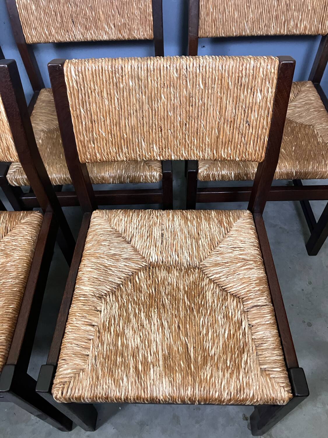 6 wooden vintage chairs dark wood rush