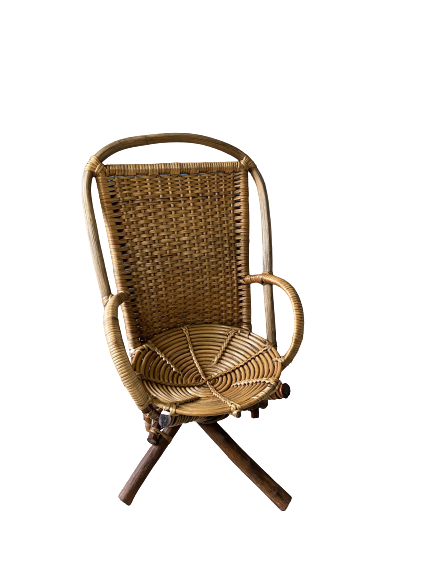 Children's chair in rattan