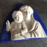 Religious bas-relief wall sculpture of the Virgin and Child signed Cantagalli