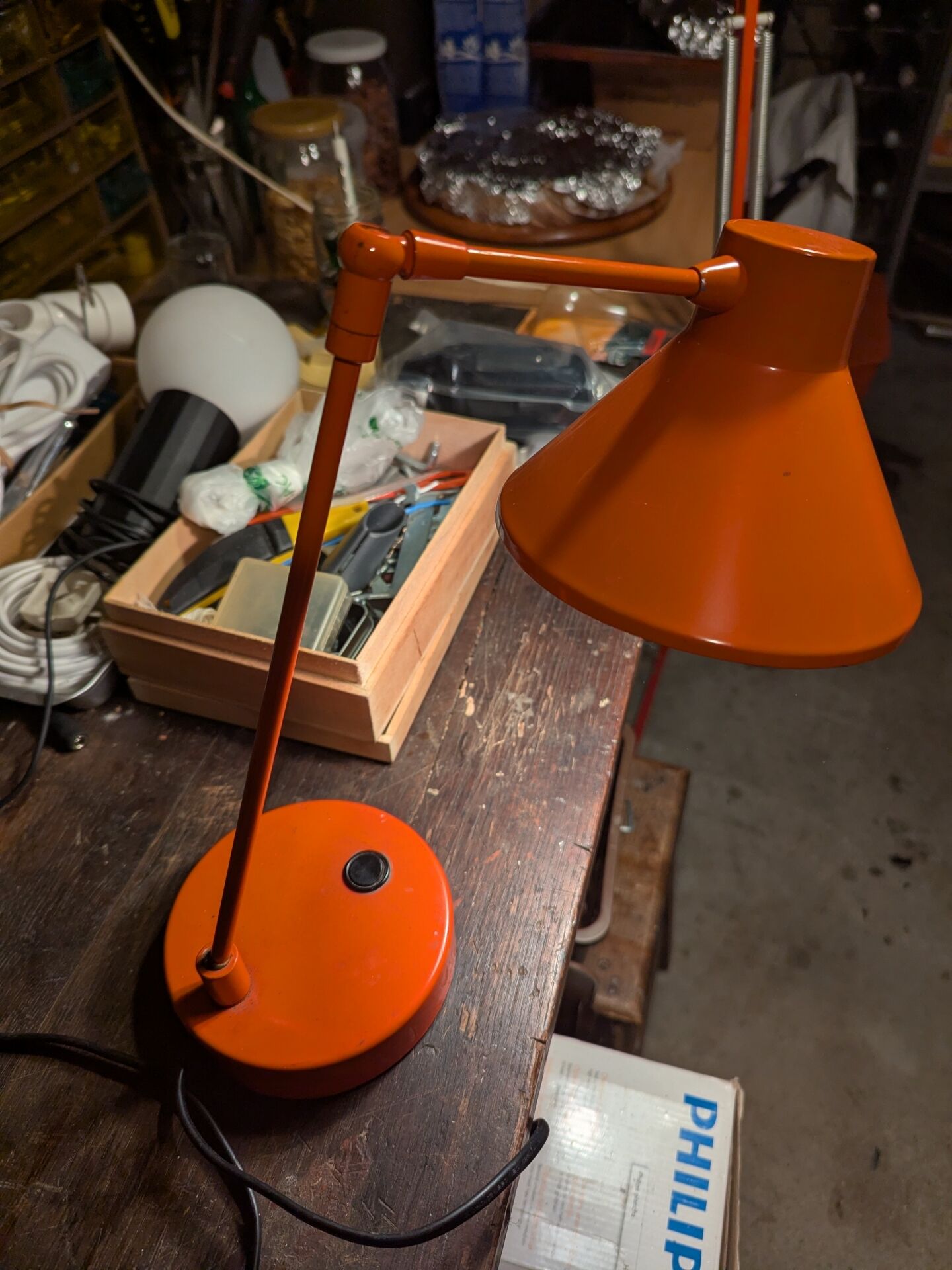 Lampe articulée Bobby pour Habitat orange métal