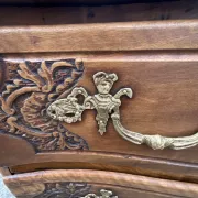 Louis XV walnut commode, 18th century