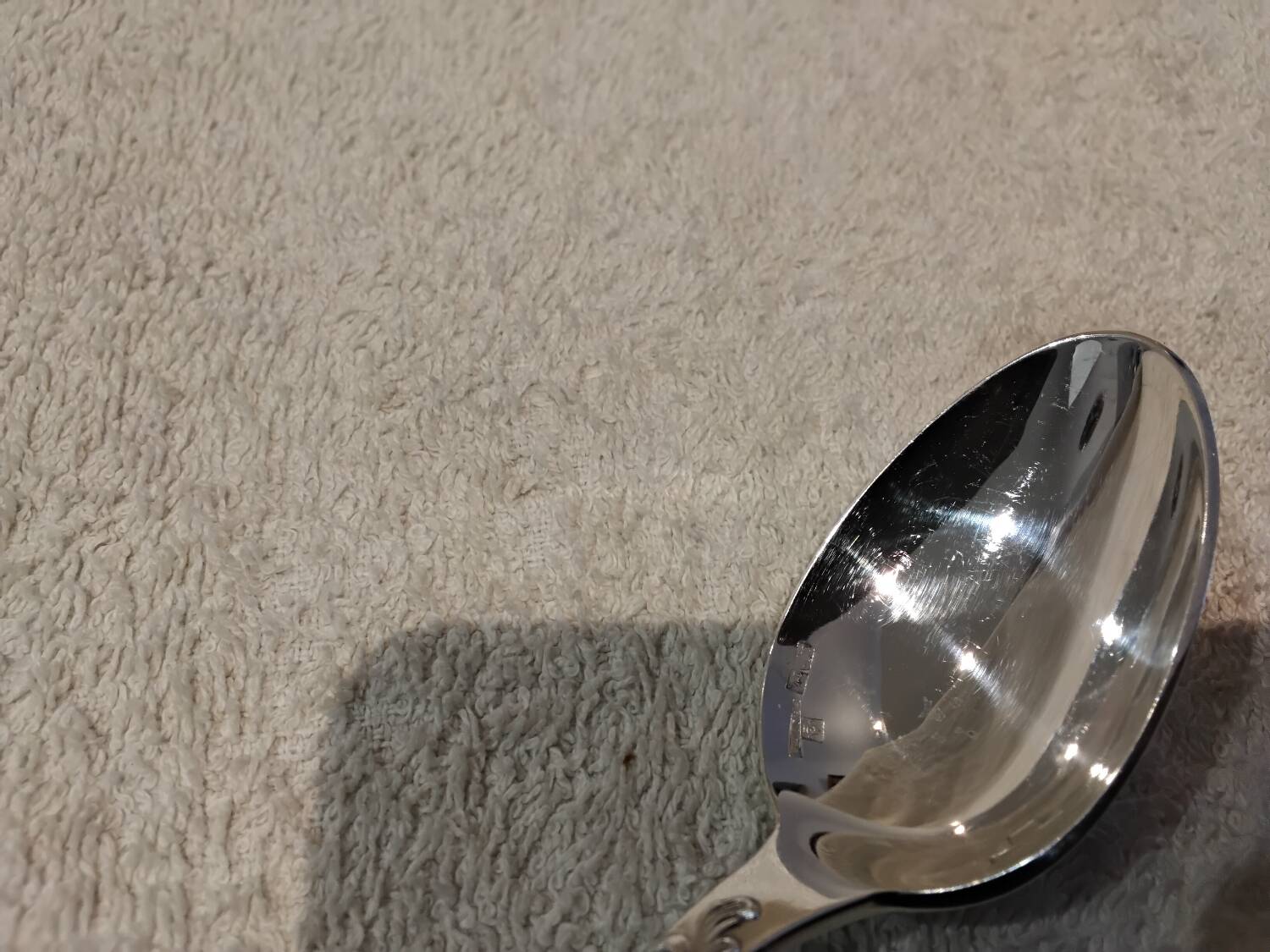 6 silver-plated metal dessert spoons by Christofle Marly, 19.6 cm.