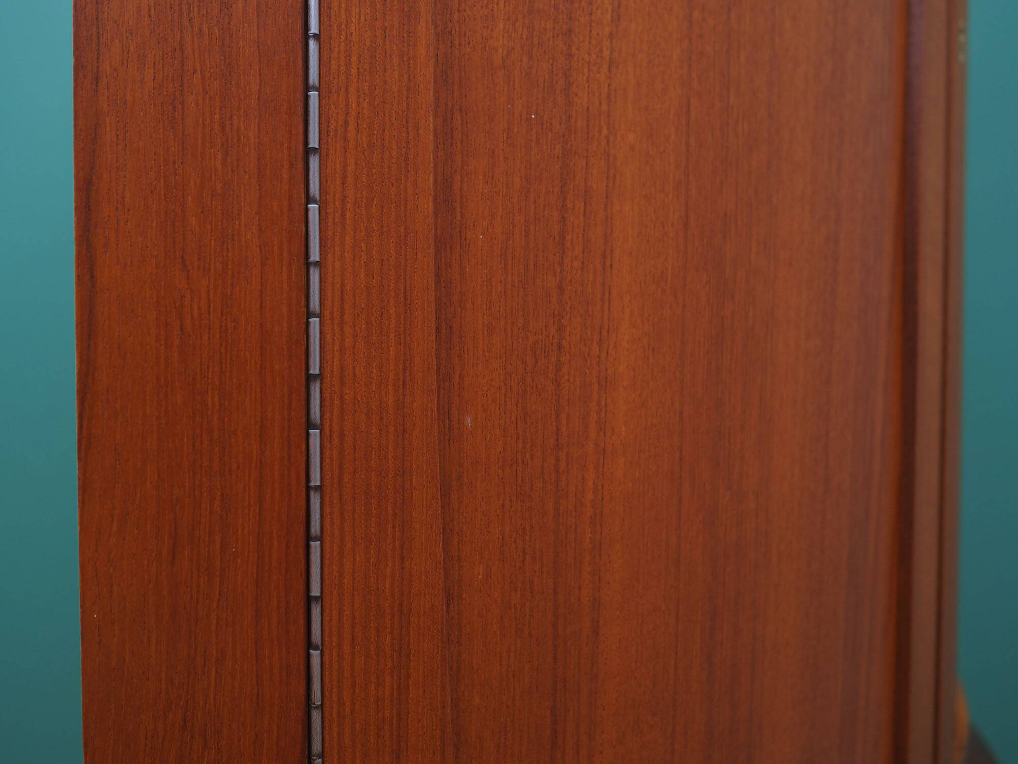 Corner cabinet in mahogany, Danish design, 1970s, production: Denmark