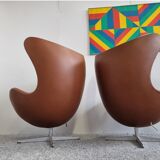 Pair of Arne Jacobsen Egg chairs by Fritz Hansen