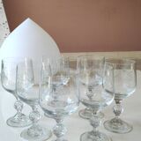 Set of 7 crystal stemmed glasses. Frosted wheat ear motifs. Art Deco