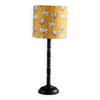Metal table lamp for night light