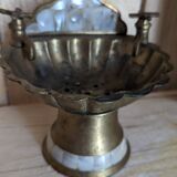 Brass and mother-of-pearl soap holder