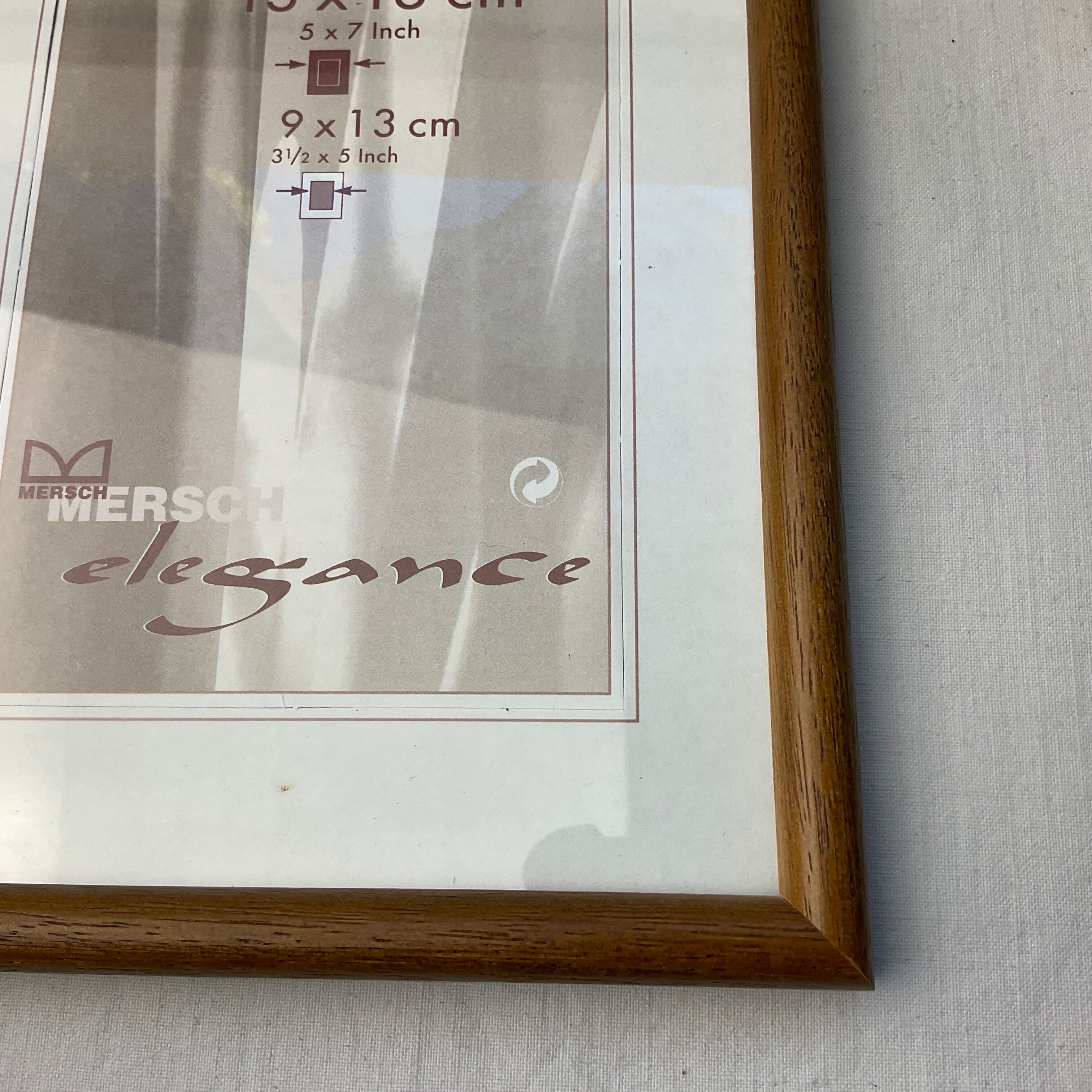 Wooden wall frame Mersch