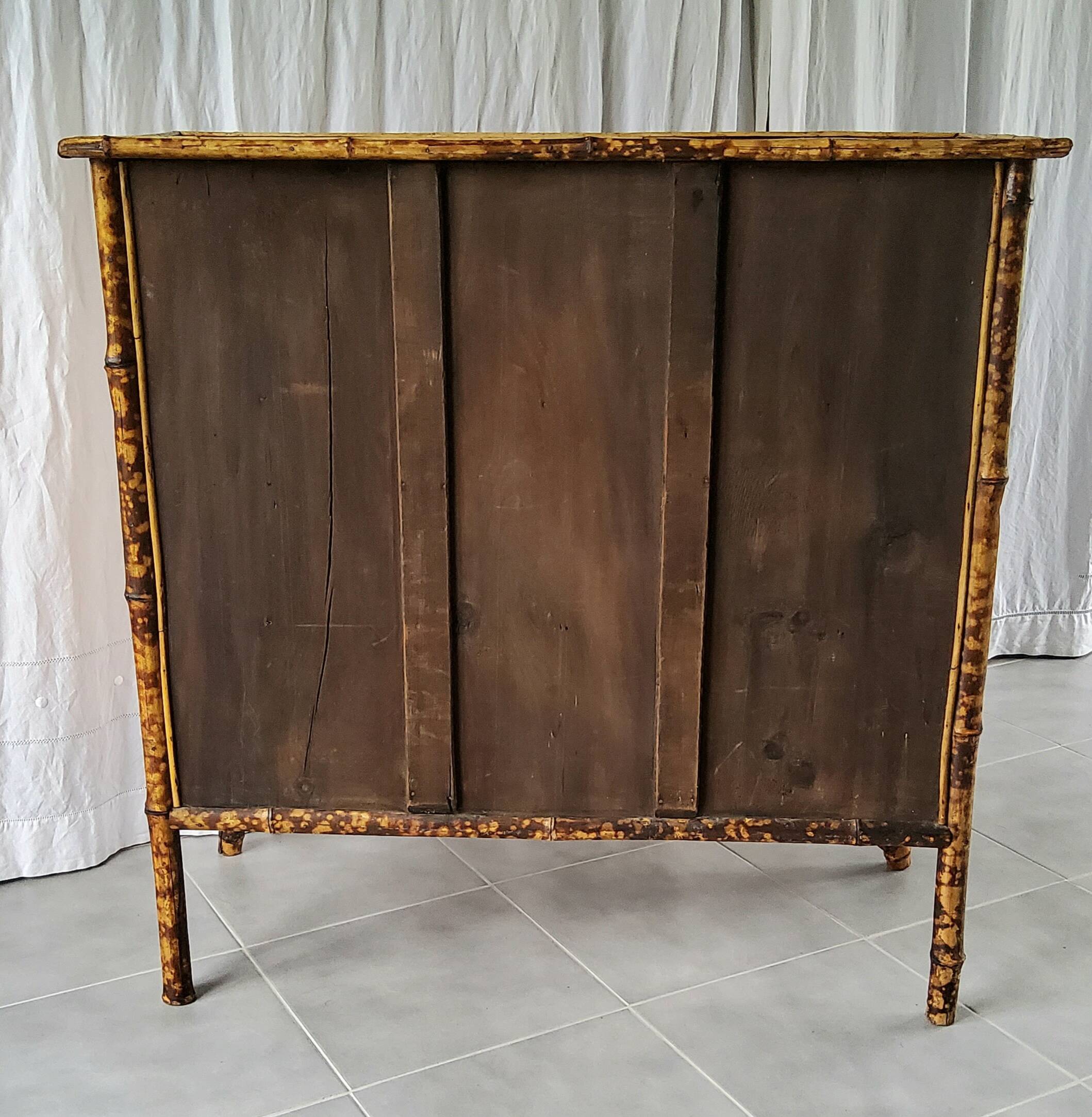 Parisian buffet in bamboo and wood
