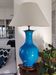 Lampe vase en céramique turquoise, décor chinois incisé, fin XIXe