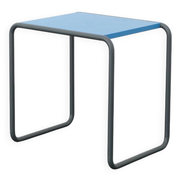 Table d'appoint bleue "B9 B" par Marcel Breuer / Thonet