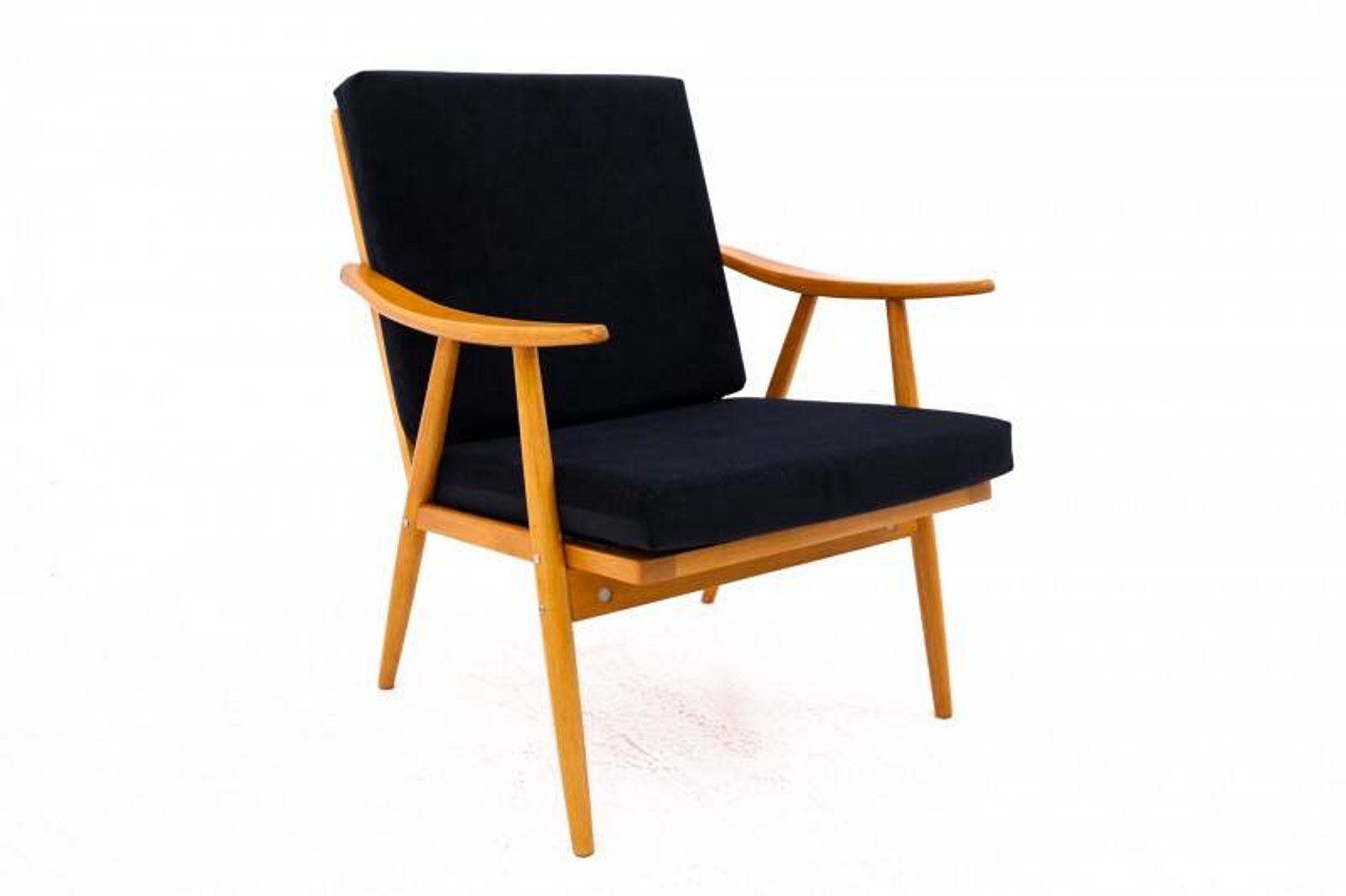 Pair of armchairs, Czechoslovakia, manufacturer TON, 1960s. After renovation.
