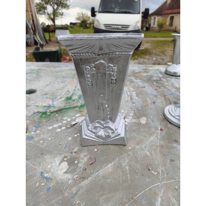 1 lot de vases en aluminium des années 30