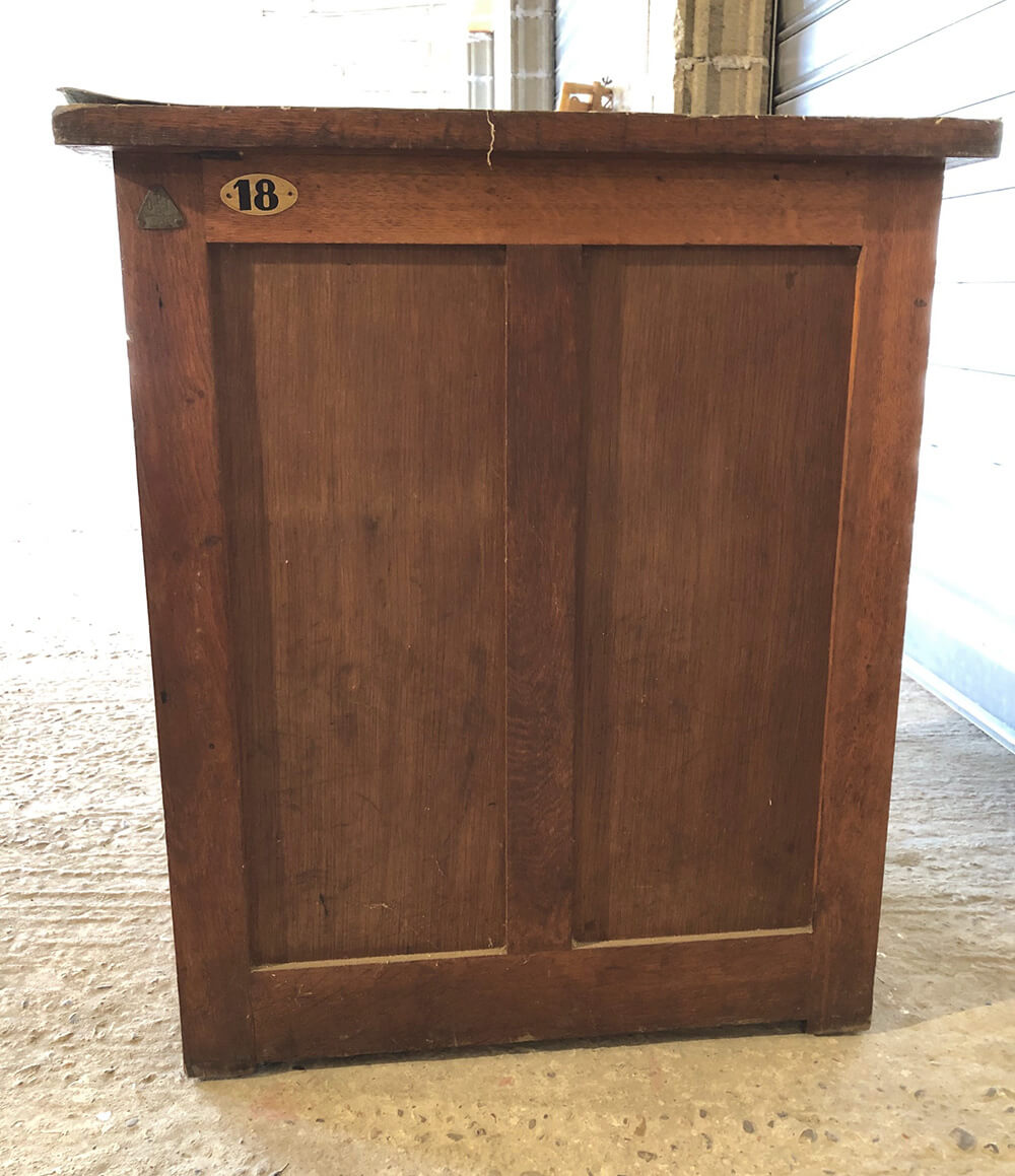 Bureau à caisson vintage circa 1950