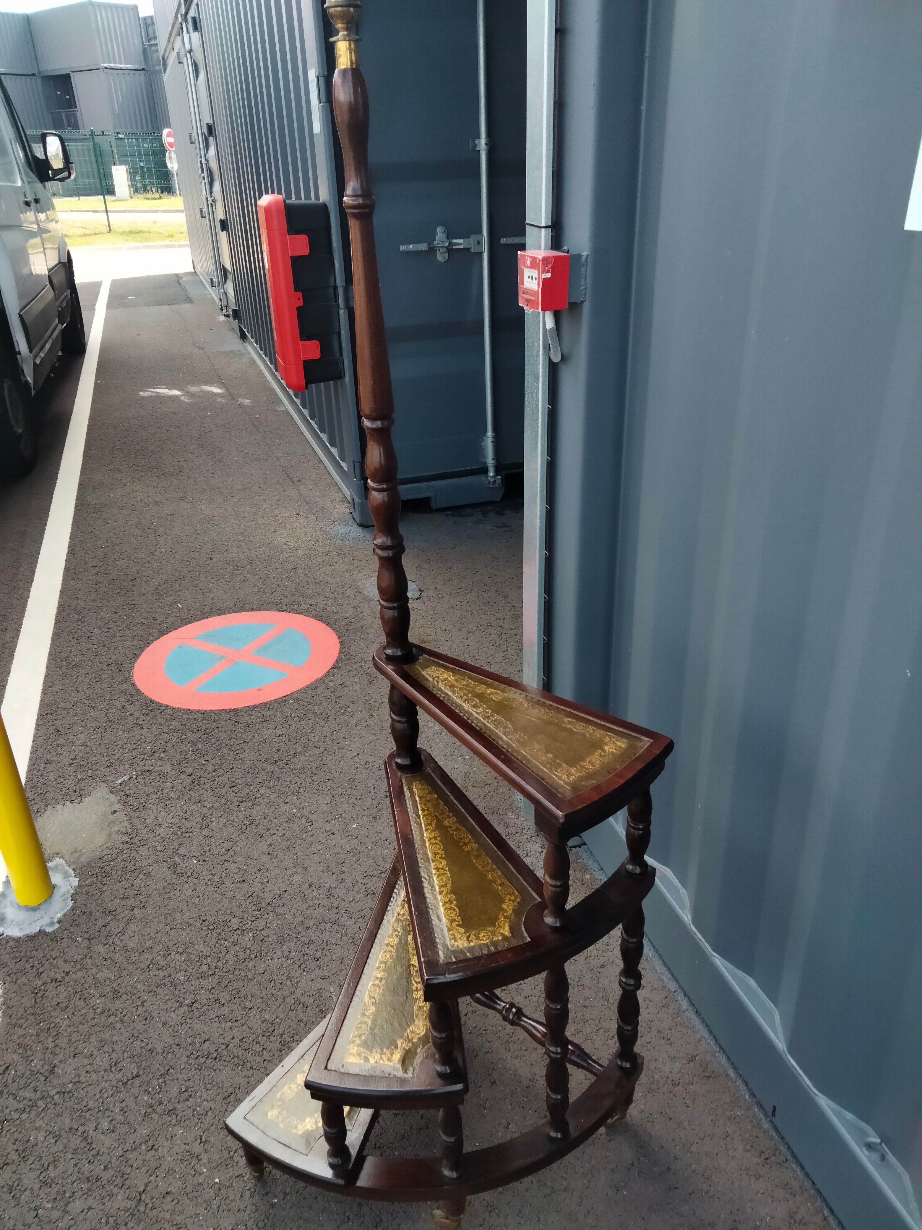 Vintage antique library staircase xxeme
