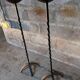 Paire de grands pique cierges en fer vintage 1950