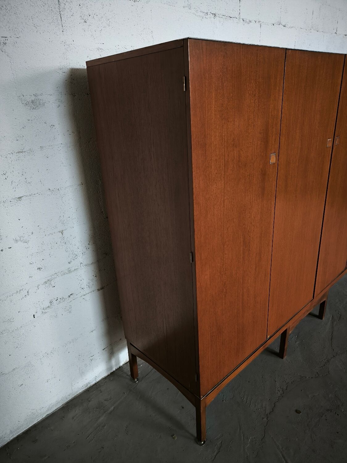 Scandinavian dressing wardrobe in rosewood