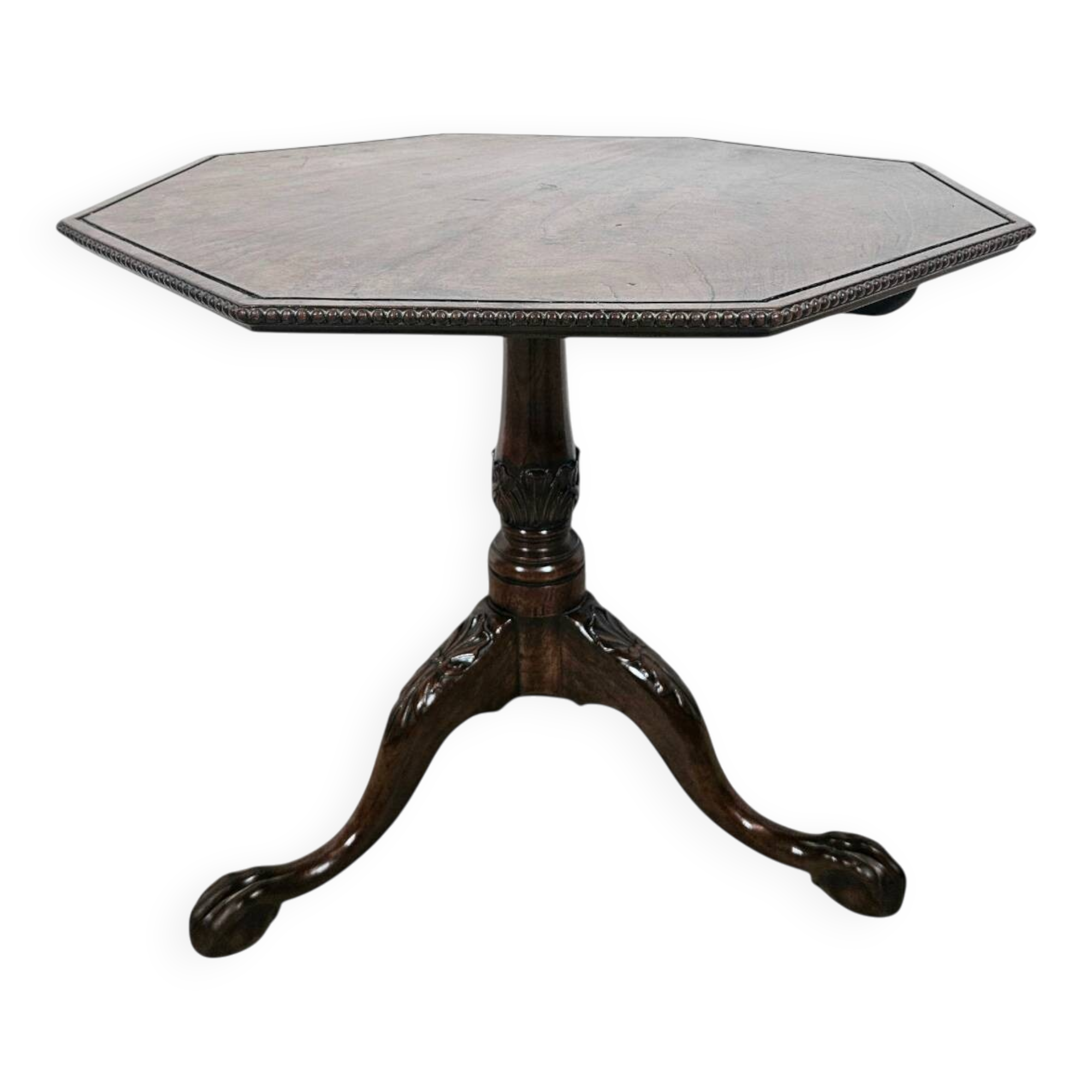 Table basse Chippendale du milieu du XIXe siècle