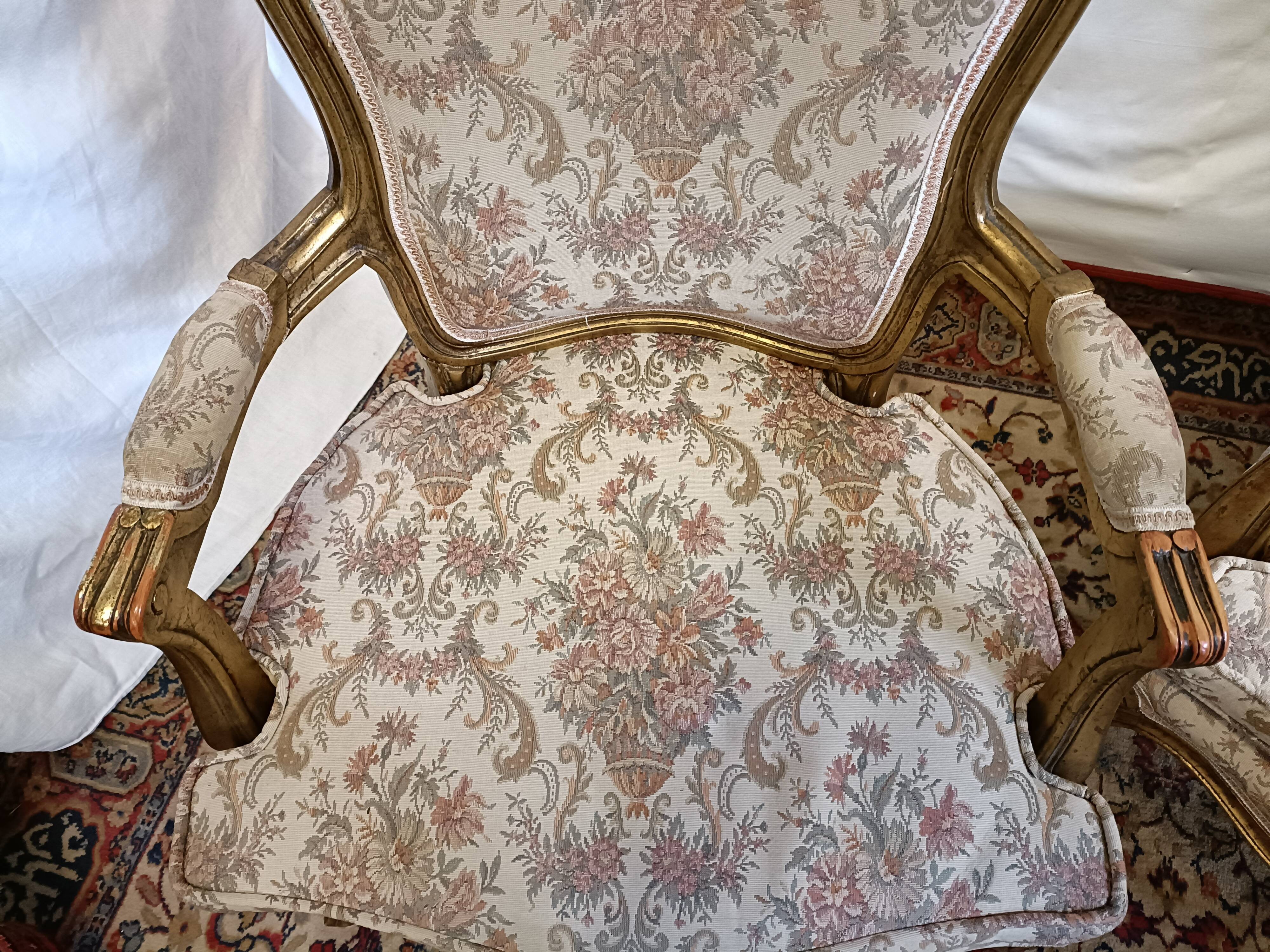 Pair of shepherdesses Louis XV gilded wood