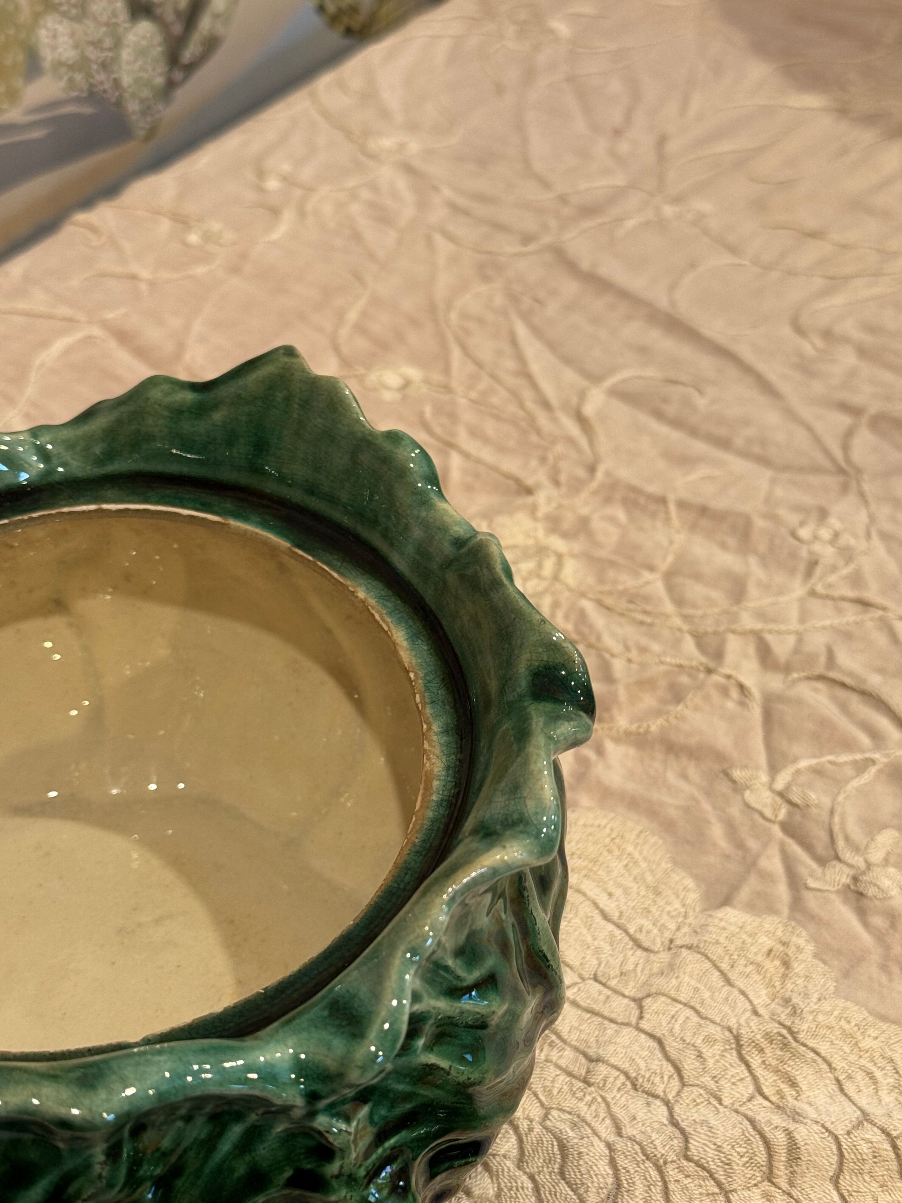 Pot en barbotine style baroque