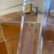Coffee table, side table in plexiglass with a glass top.