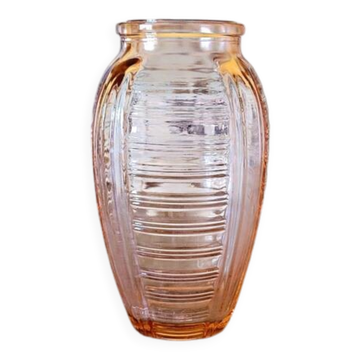 Vase style art déco en verre couleur saumon