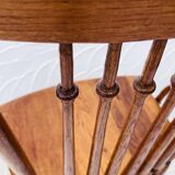 Vintage high chair from the 1960s in solid wood, chic country style.