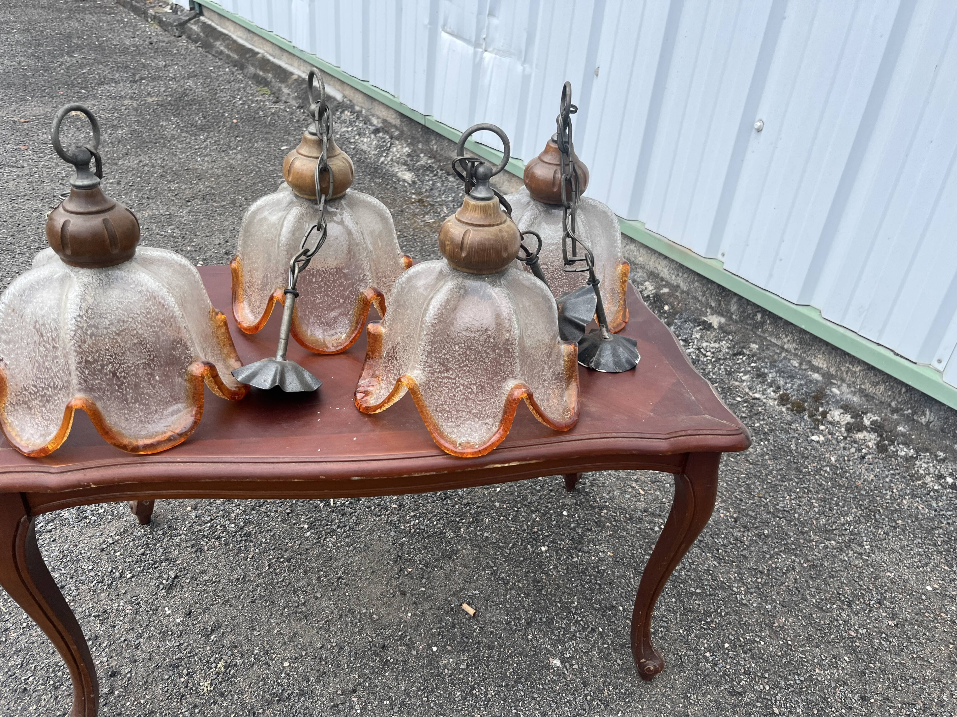 Ensemble de 4 Suspensions Vintage en Verre Bullé et Bois