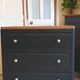 Commode en bois massif