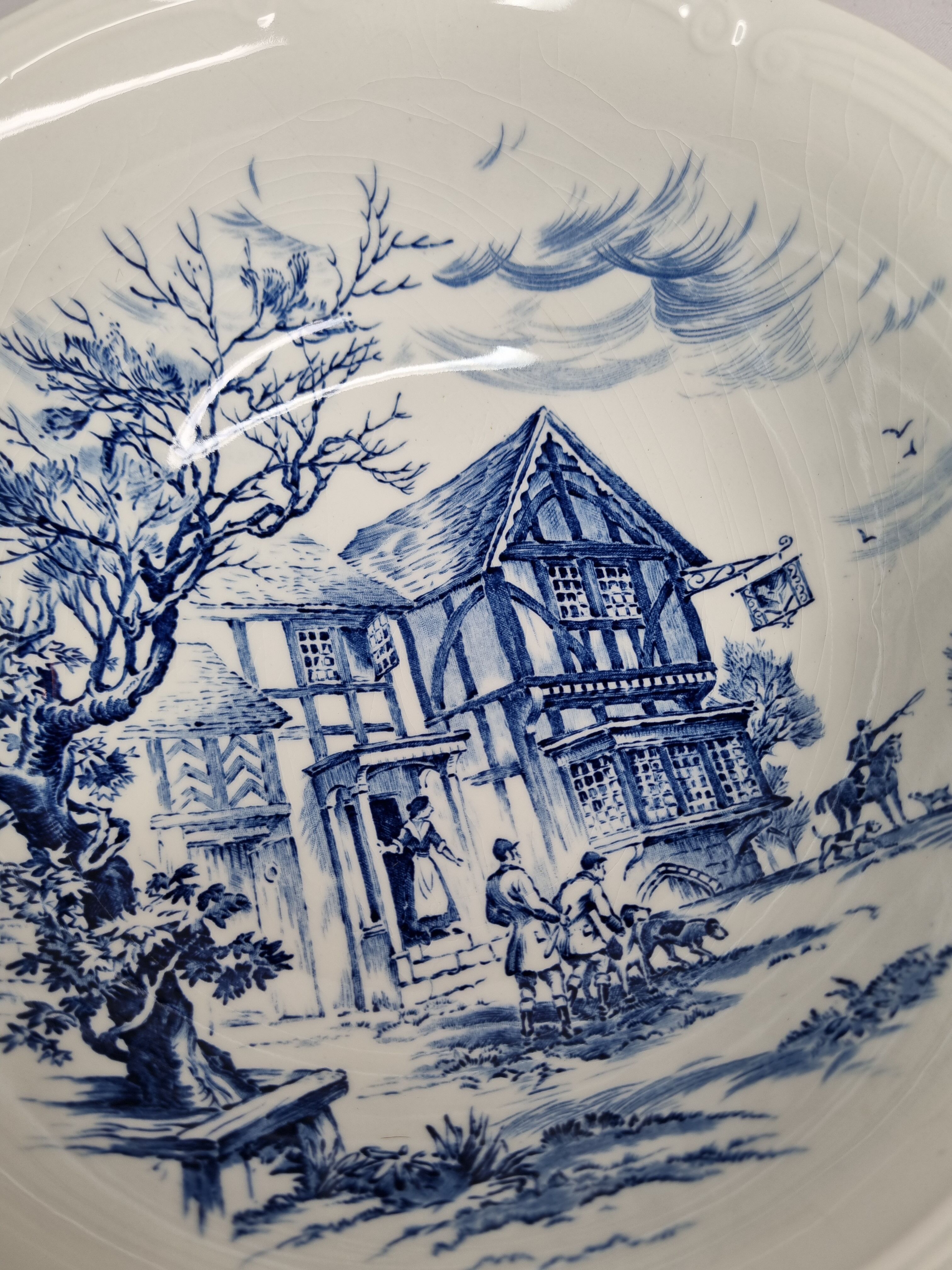 Earthenware vegetable with blue décor Gien Wedgwood