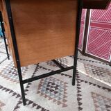 Bureau moderniste des années 50
