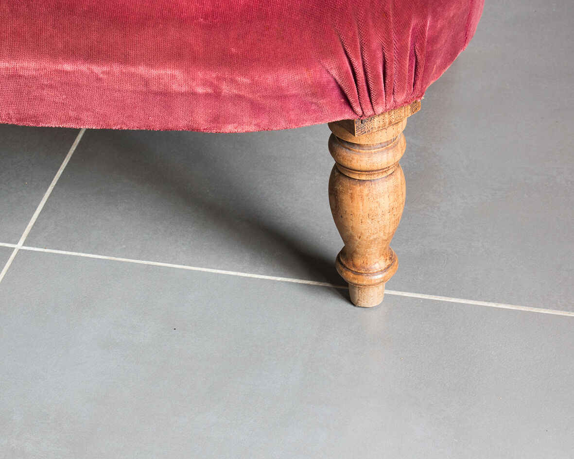 Toad silk velvet armchair