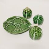 Salt and pepper shaker set with cabbages in slip