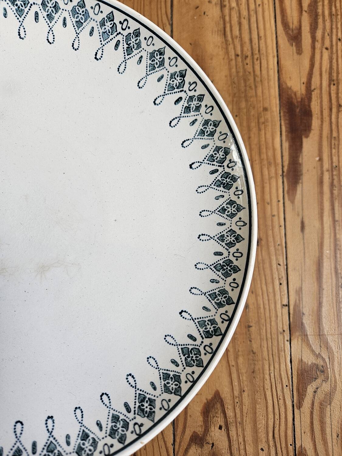 Old St Amand fruit bowl