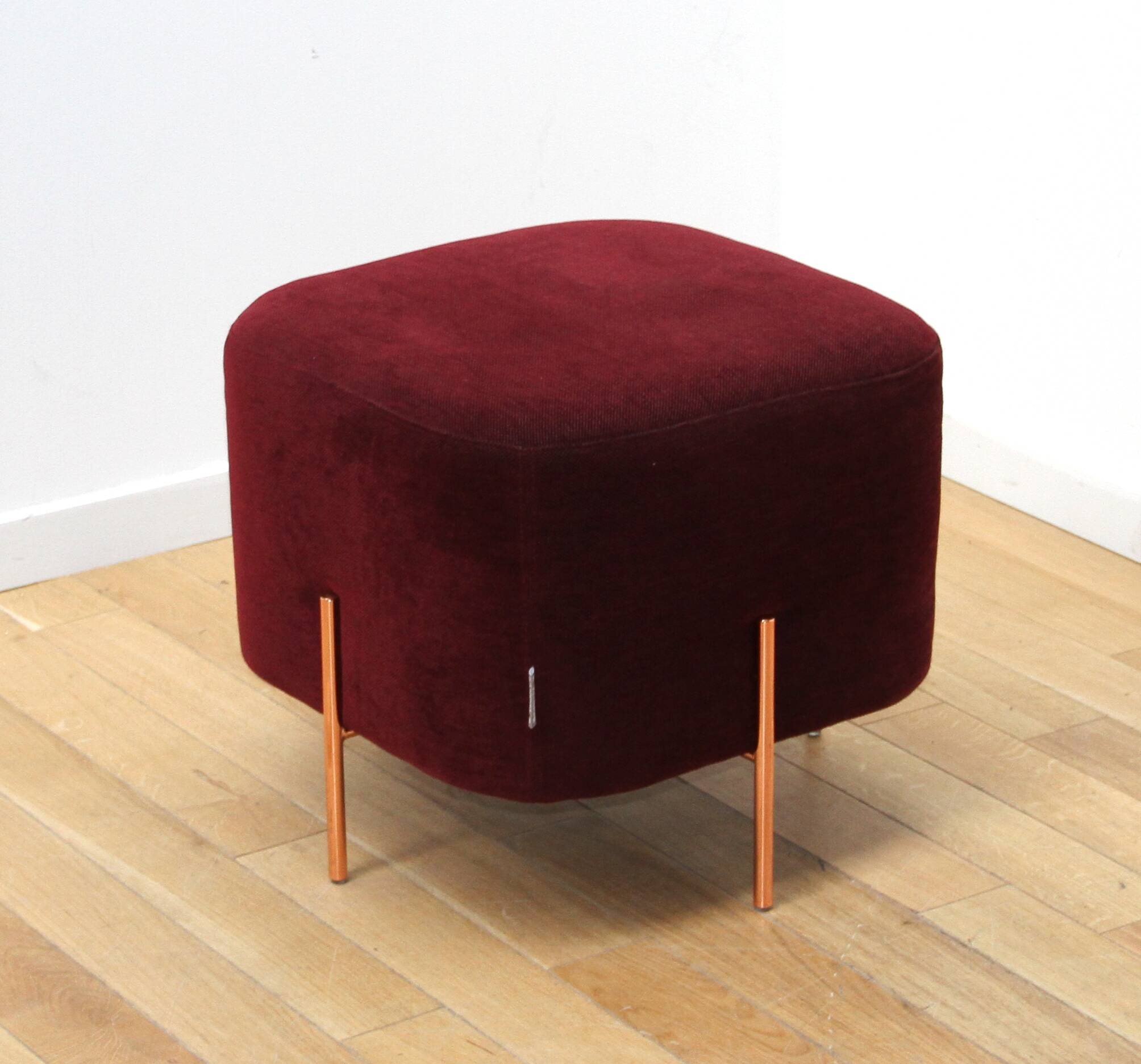 “Elephant” pouf by Sancal