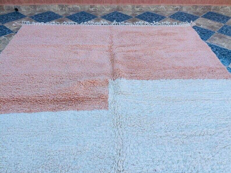 Traditional handmade Berber carpet mrirt size 200 x 300 cm