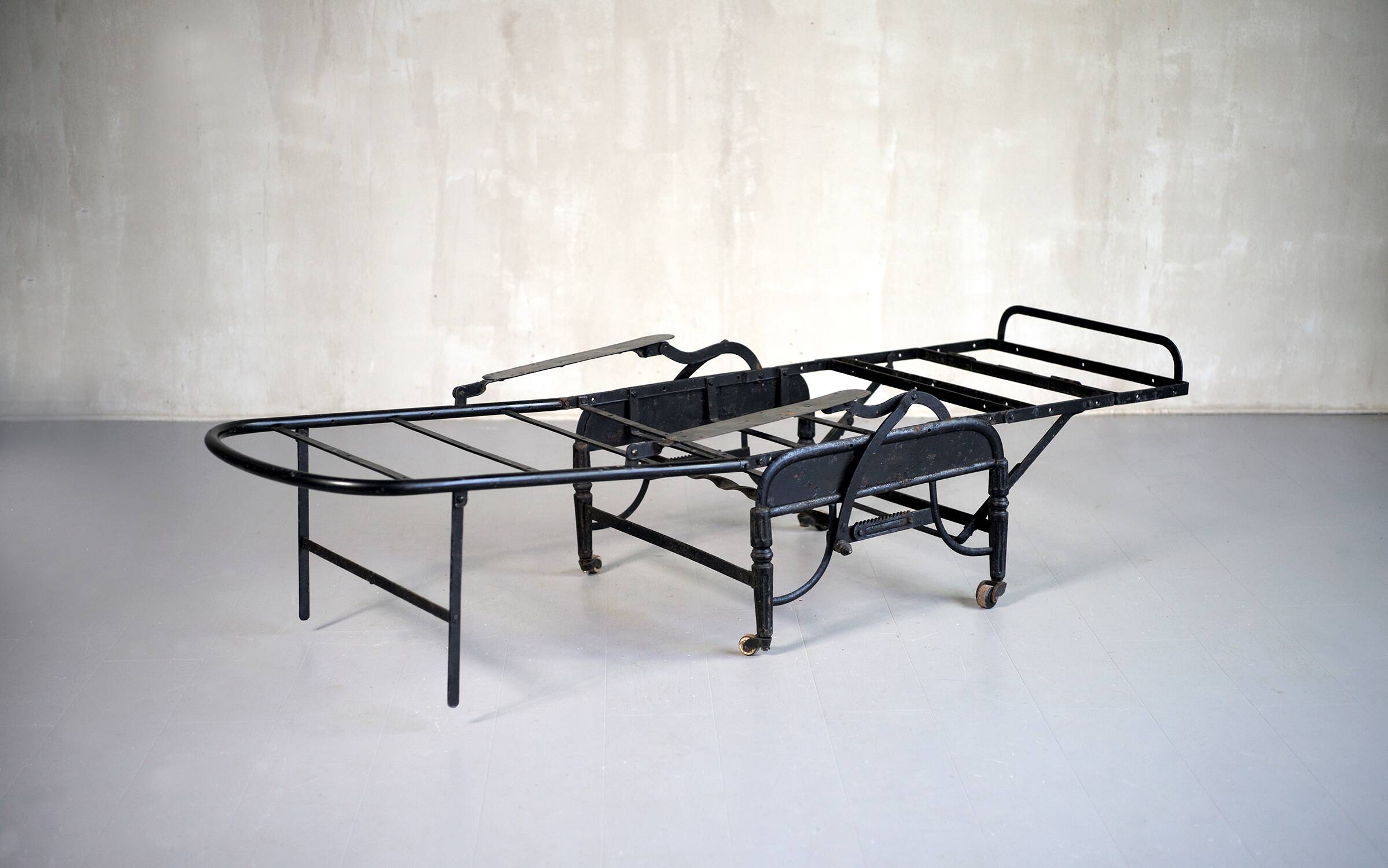 Fauteuil d'officier, Maison Pardon, Paris 19ème