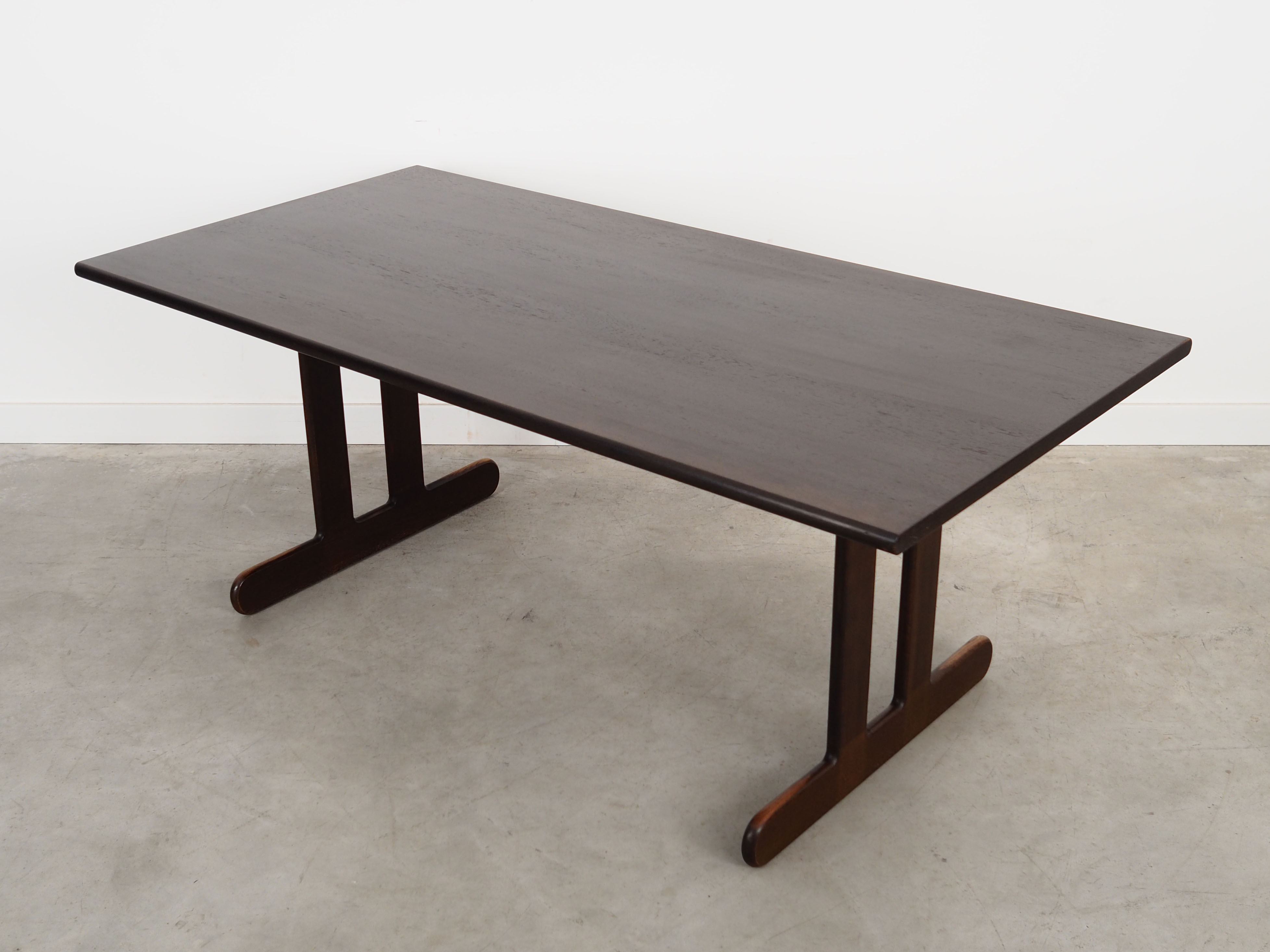 Oak table, Danish design, 1970s, production: Denmark