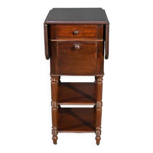 Petite table à volets - milieu