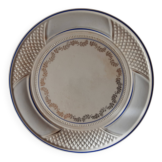 SA opaque porcelain dish